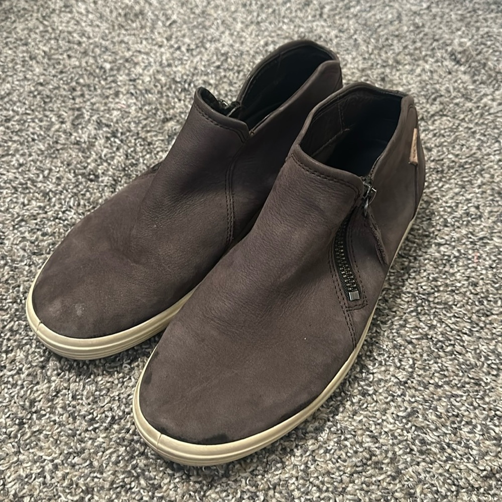 Ecco Shoes